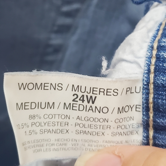 2 Pairs of Pants - Picture 5 of 6